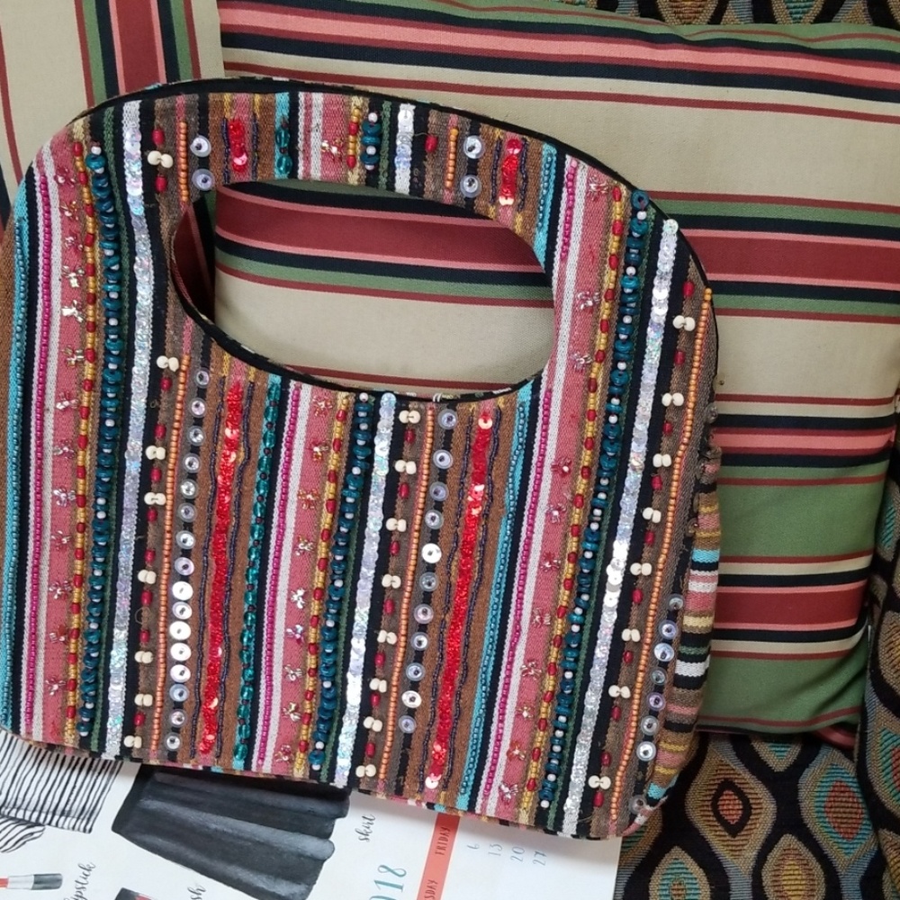 Beaded Beautiful Hand Clutch Bag